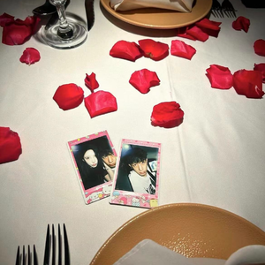 抱着欧洲美女大屁股狠狠操
